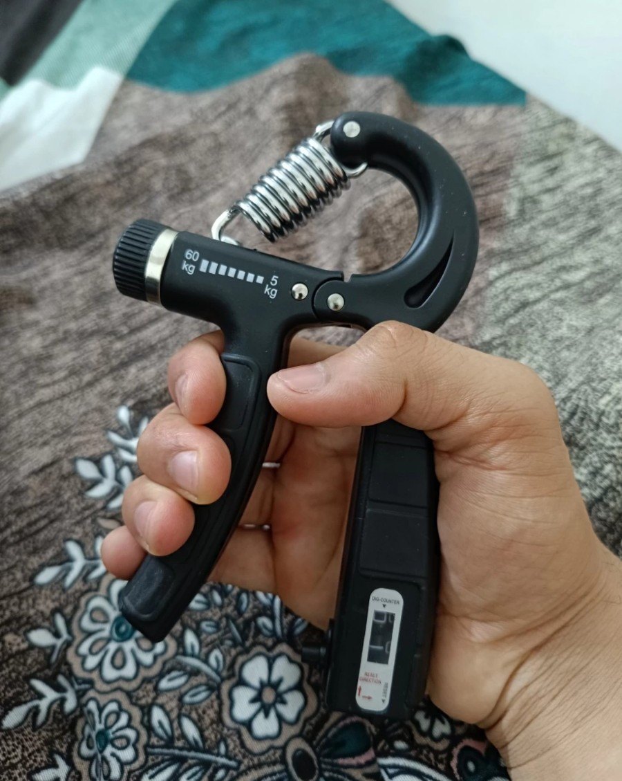 Adjustable Hand Grip Strengthener (5kg–60kg) with Counter – Forearm, Wrist & Hand Workout Tool for Men & Women (Black)